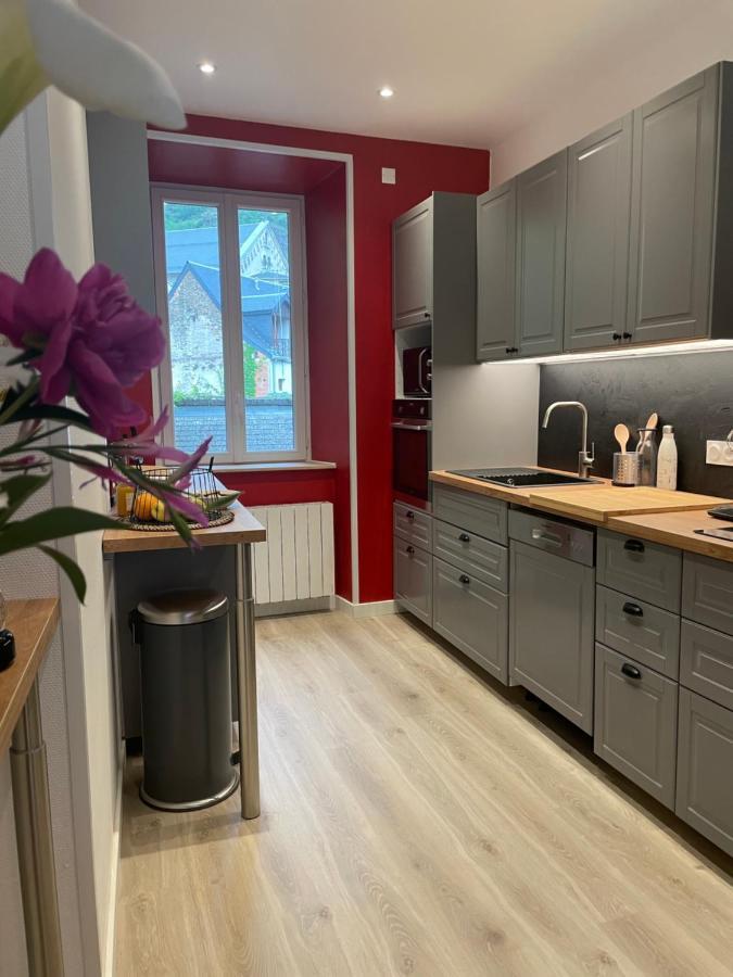 Bel Appartement T3 Au 1Er Etage Avec Cour Interieure Au Rdc - Villa Marie Bagneres-de-Luchon ภายนอก รูปภาพ